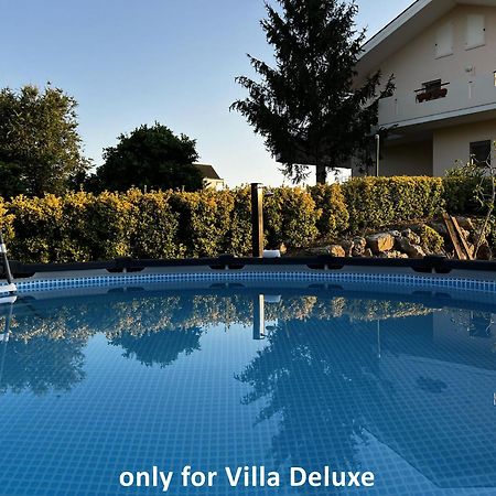 Livingapple Apartment Scauri  Bagian luar foto