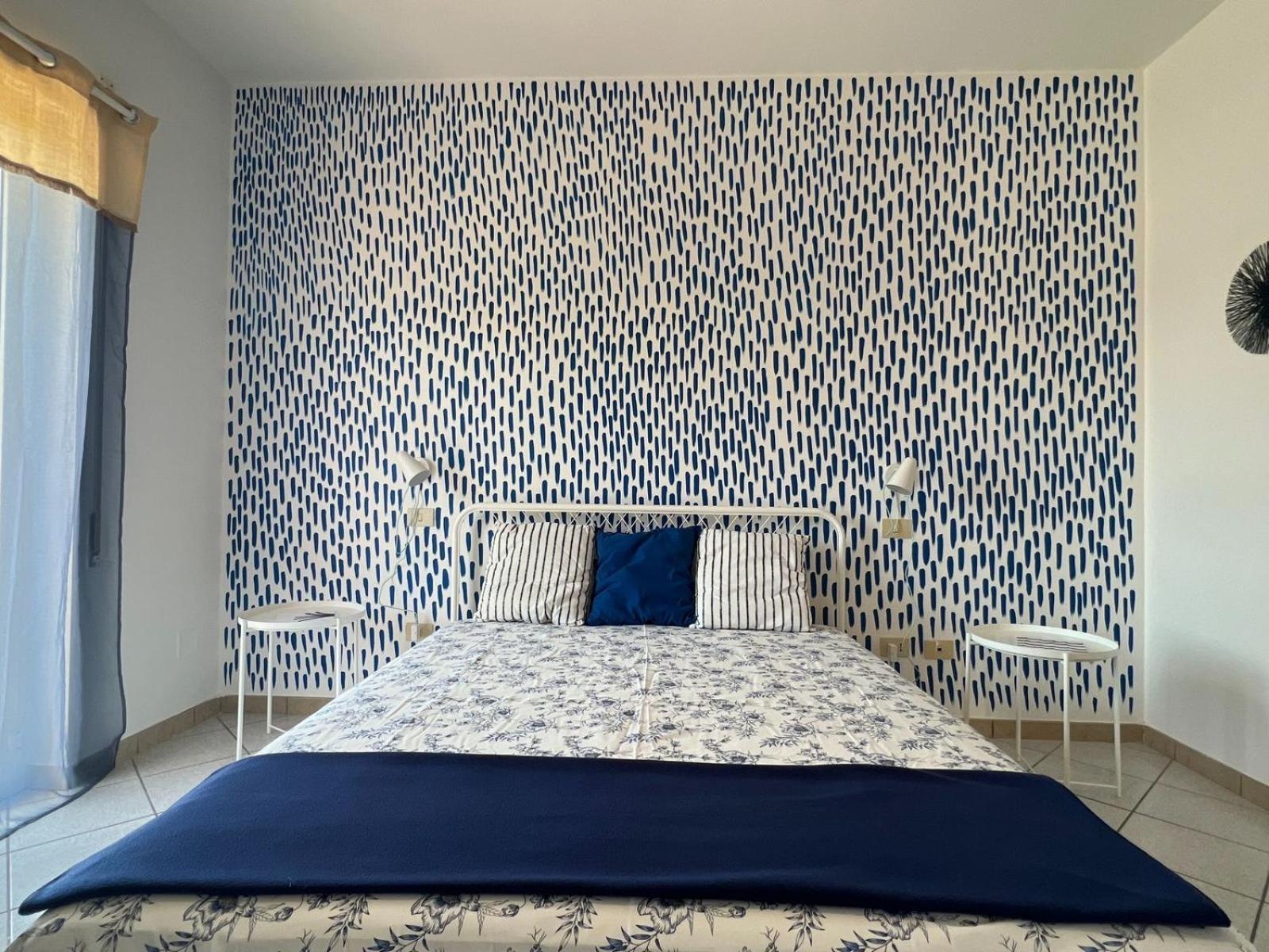 Livingapple Apartment Scauri  Bagian luar foto