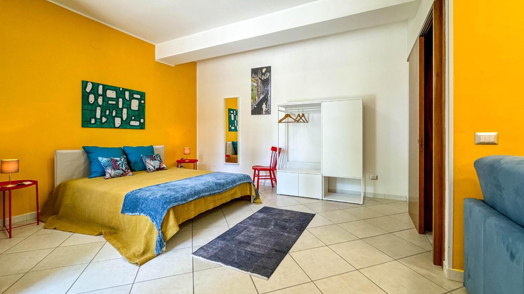 Livingapple Apartment Scauri  Bagian luar foto