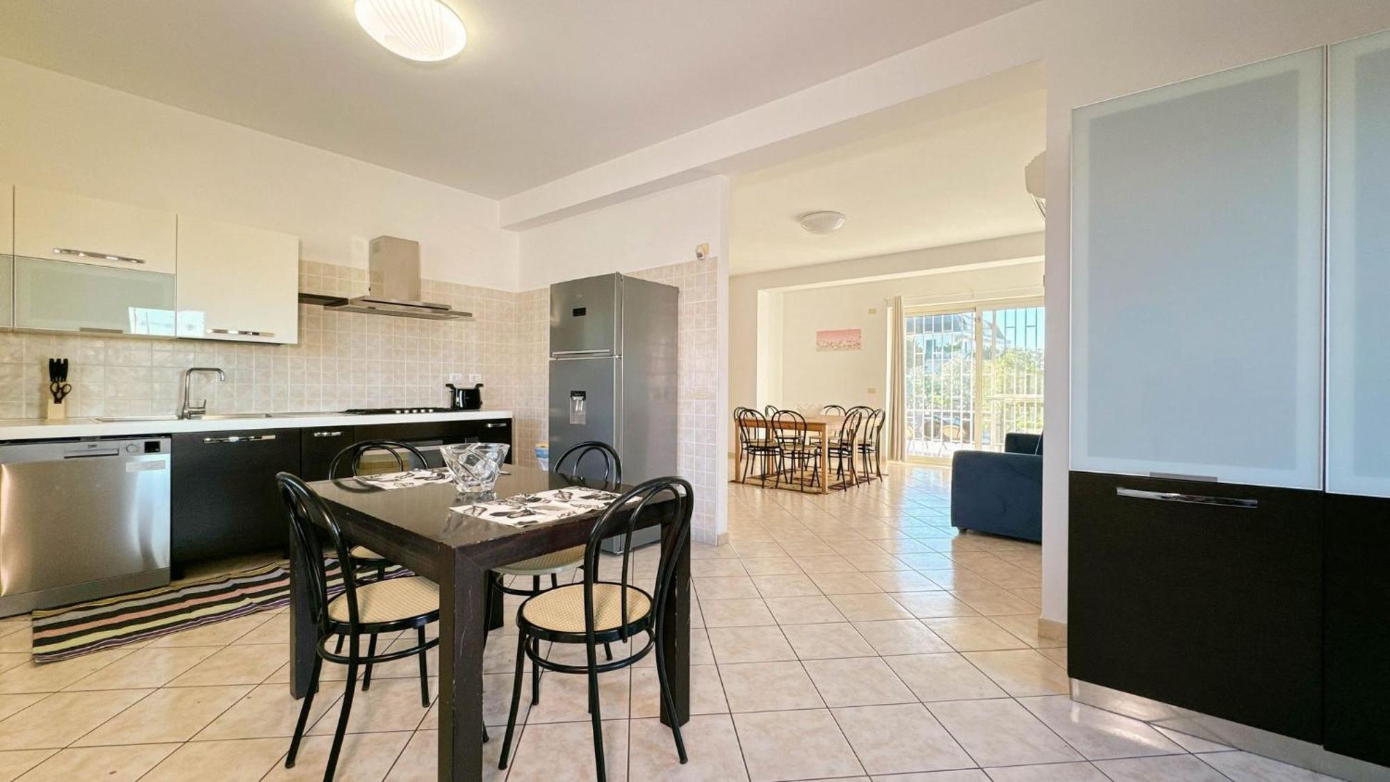 Livingapple Apartment Scauri  Bagian luar foto