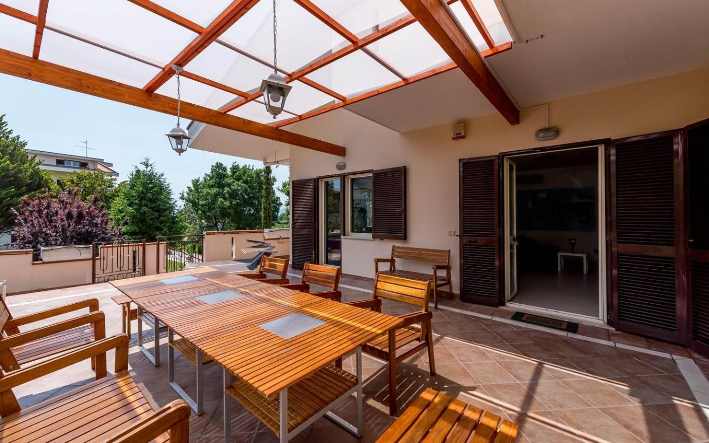 Livingapple Apartment Scauri  Bagian luar foto