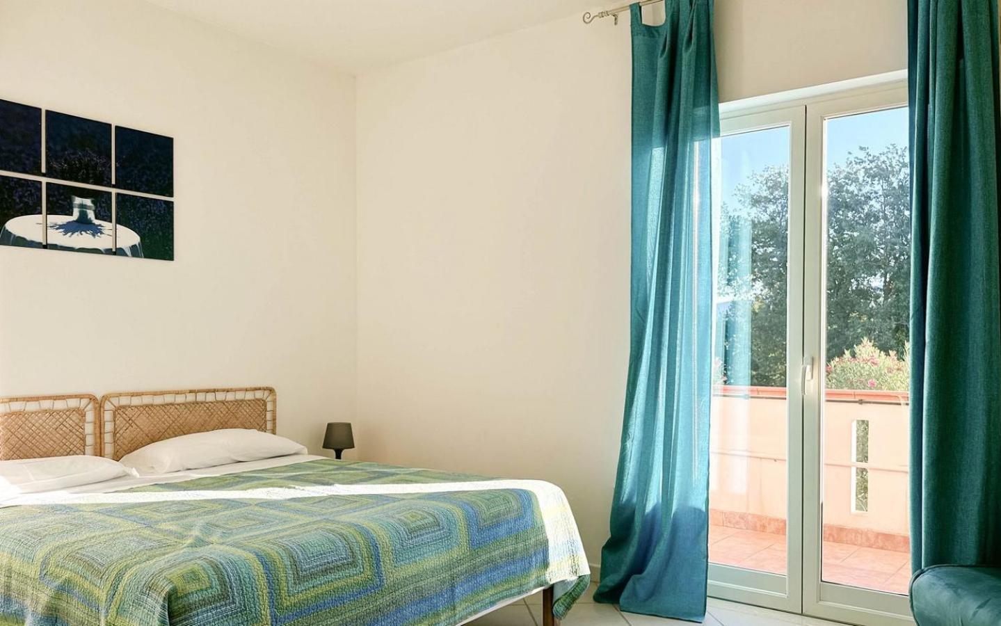 Livingapple Apartment Scauri  Bagian luar foto