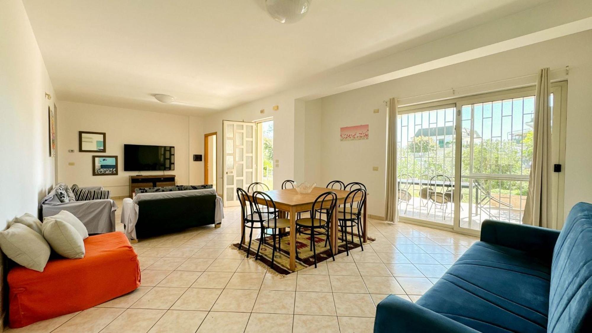 Livingapple Apartment Scauri  Bagian luar foto